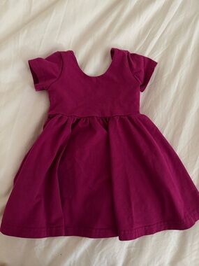 Girls' Short Sleeve Scoop Neck Dress in Deep Magenta